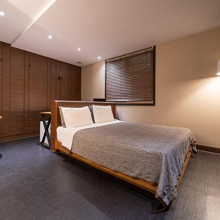 Hotel Ignis Oncheonjang Пусан Экстерьер фото